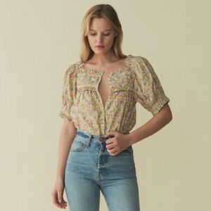 DÔEN Farley Blouse in Chrysanthemum Sky Floral Liberty Fabric - Size Small